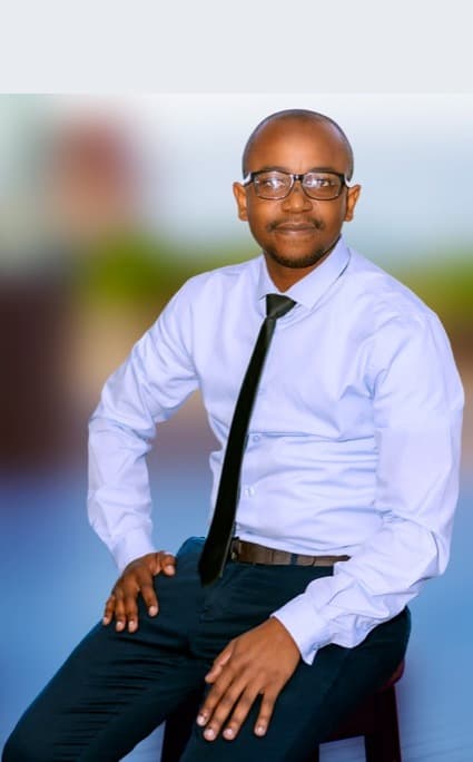 Portrait of Sabelo Nsiba